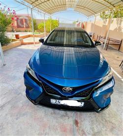 تۆیۆتا کامری